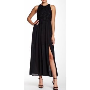 Women’s Everleigh S Black Soutache Maxi Dress